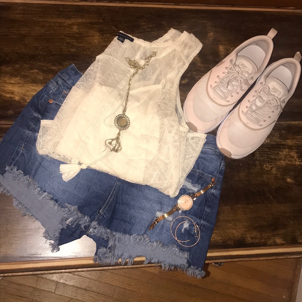 Loose fitting double layered tank